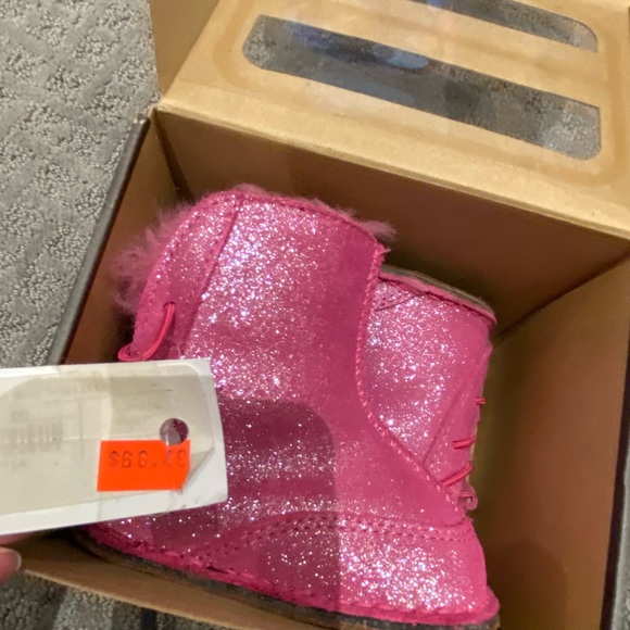 Ugg Infant Boots- NWT - Picture 4 of 5